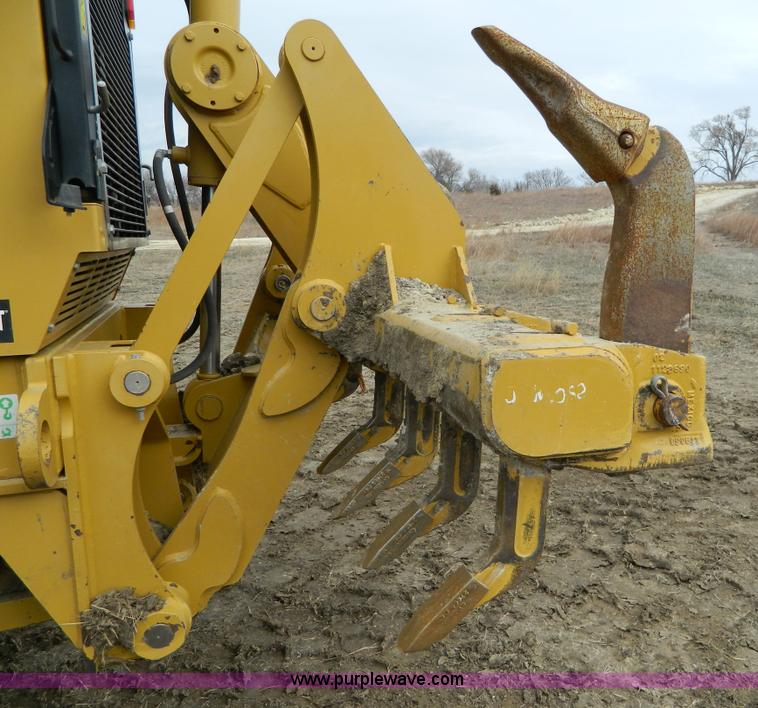 image for item L7286 2010 Caterpillar 160M motor grader