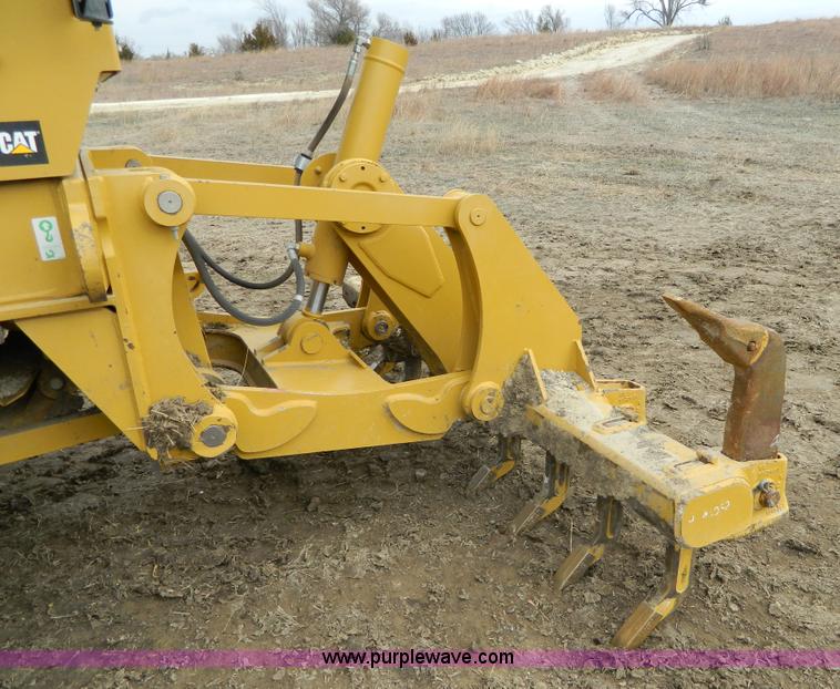 image for item L7286 2010 Caterpillar 160M motor grader