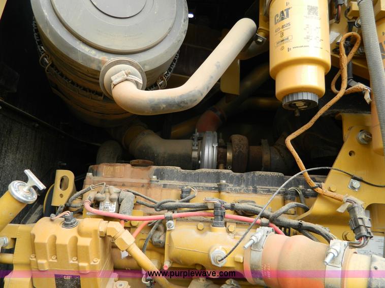 image for item L7286 2010 Caterpillar 160M motor grader