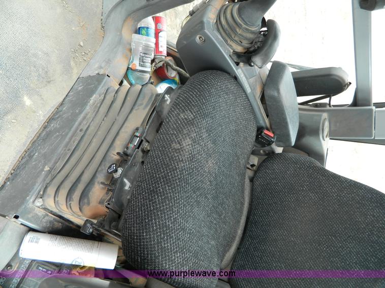 image for item L7286 2010 Caterpillar 160M motor grader