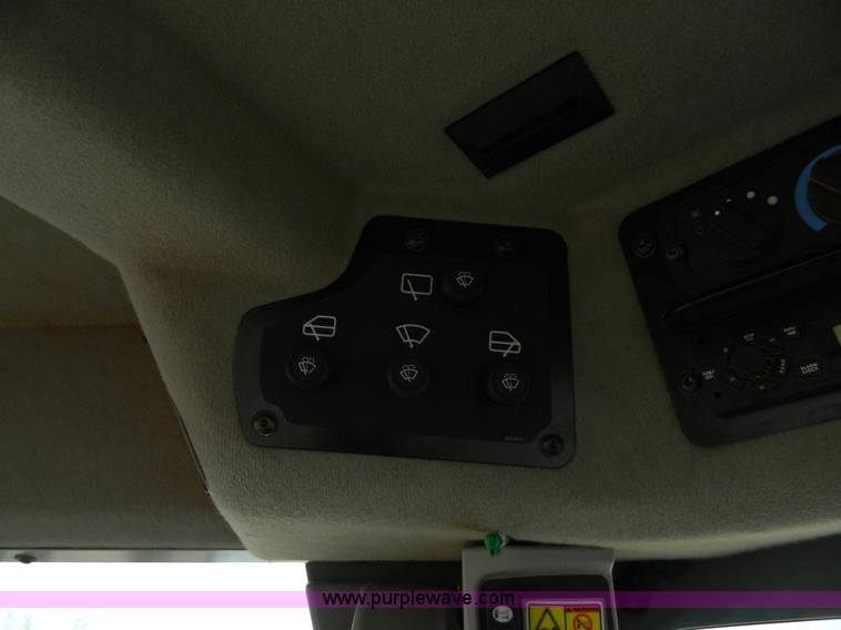 image for item L7286 2010 Caterpillar 160M motor grader