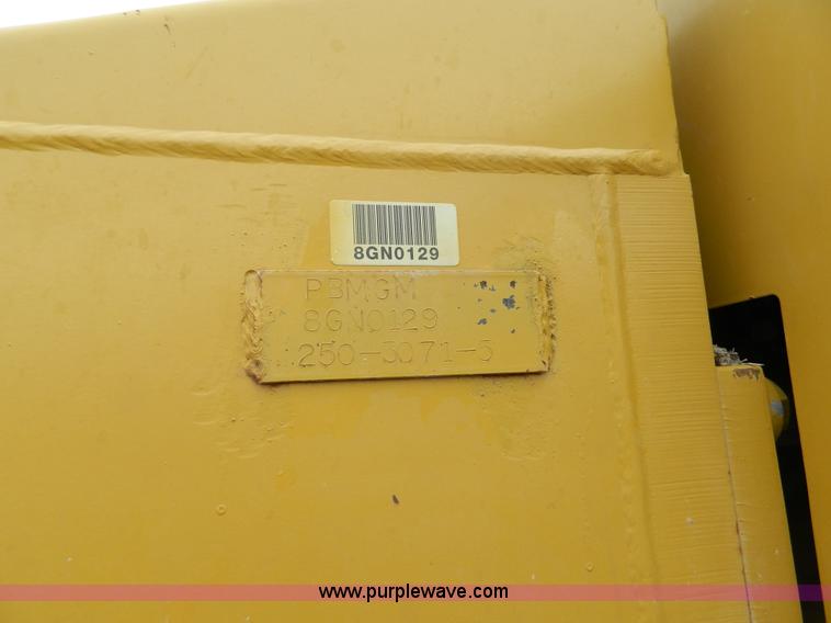 image for item L7286 2010 Caterpillar 160M motor grader
