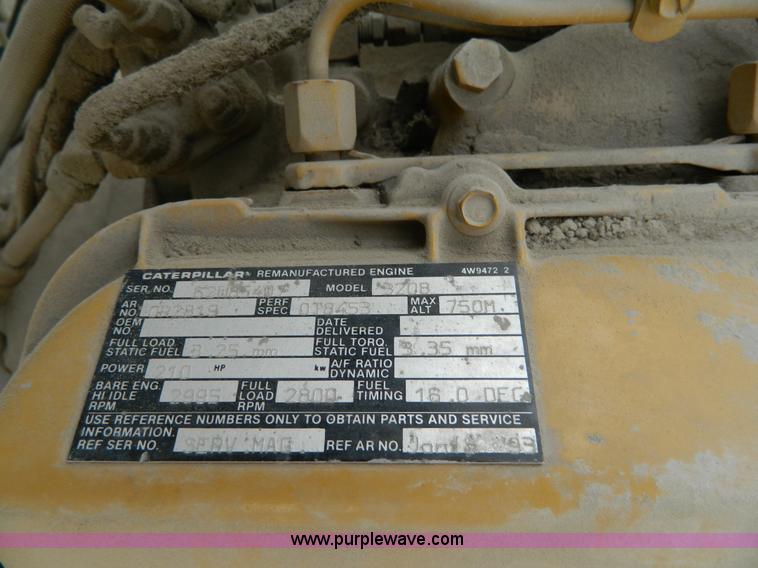 image for item L7288 1977 Ford 800 crane truck