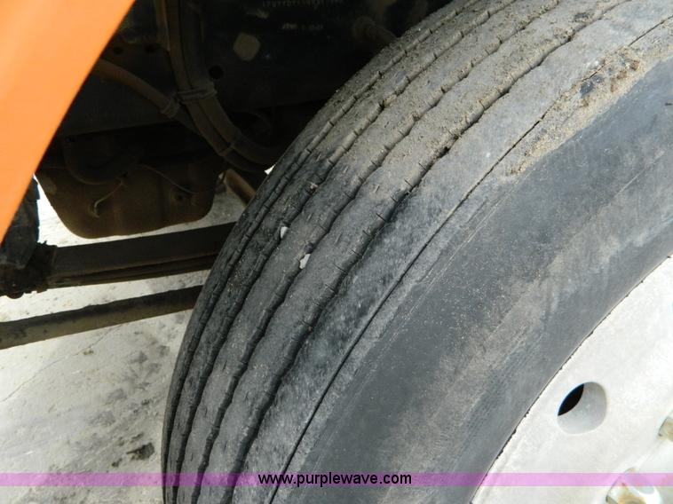 image for item L7293 1987 Freightliner FLC-64T water truck