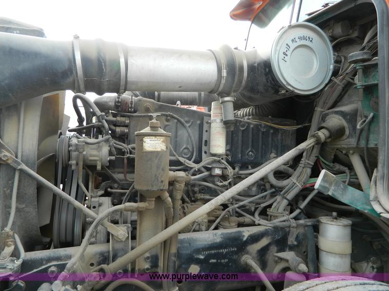 image for item L7293 1987 Freightliner FLC-64T water truck