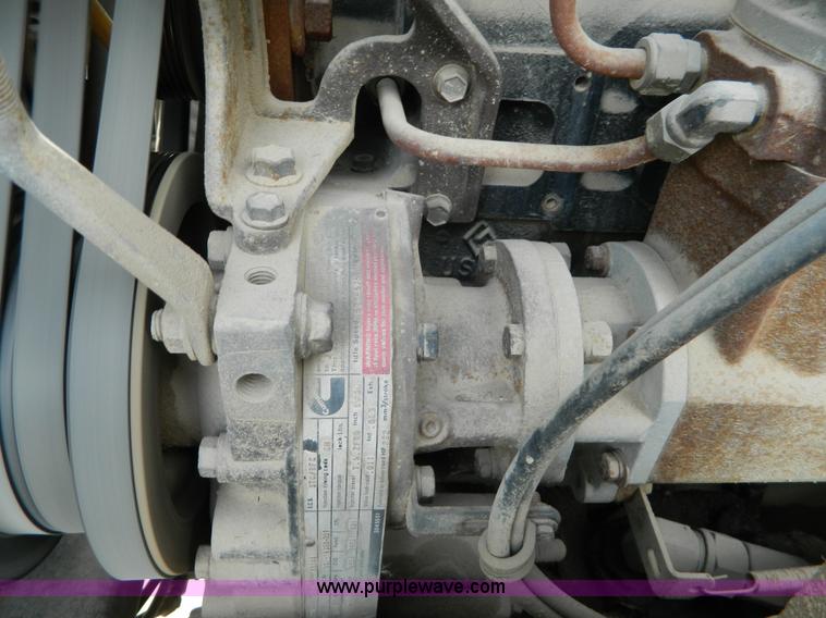 image for item L7293 1987 Freightliner FLC-64T water truck