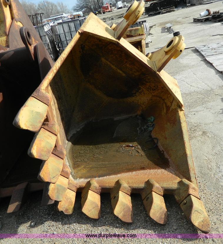 image for item L7294 Hensley Ladco 30U48 excavator bucket