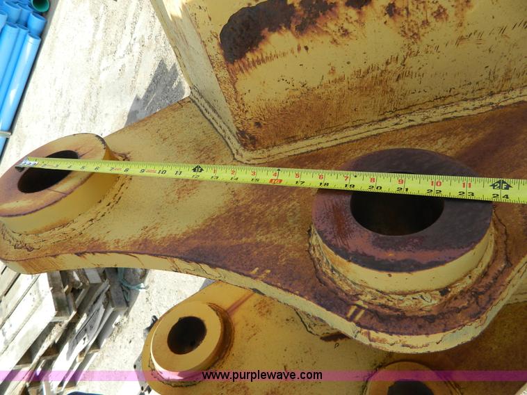 image for item L7294 Hensley Ladco 30U48 excavator bucket