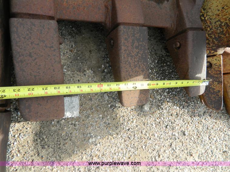 image for item L7295 Excavator bucket