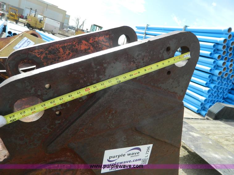 image for item L7296 Eaco excavator bucket