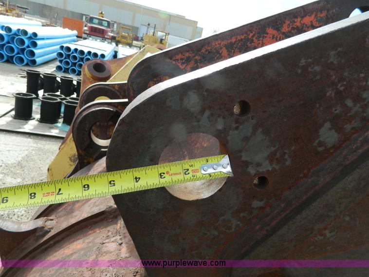 image for item L7296 Eaco excavator bucket