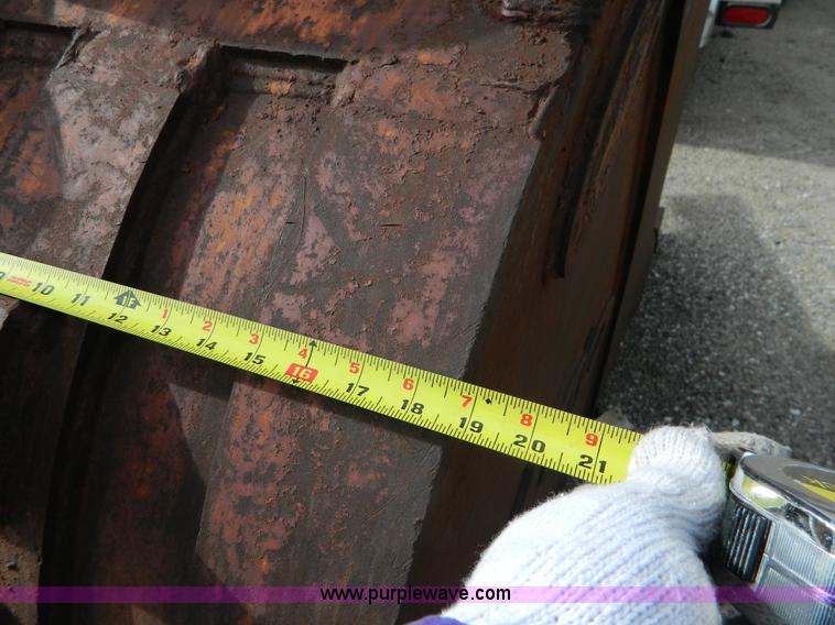 image for item L7296 Eaco excavator bucket