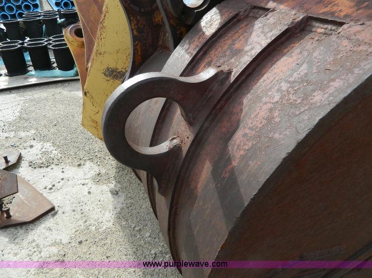 image for item L7296 Eaco excavator bucket