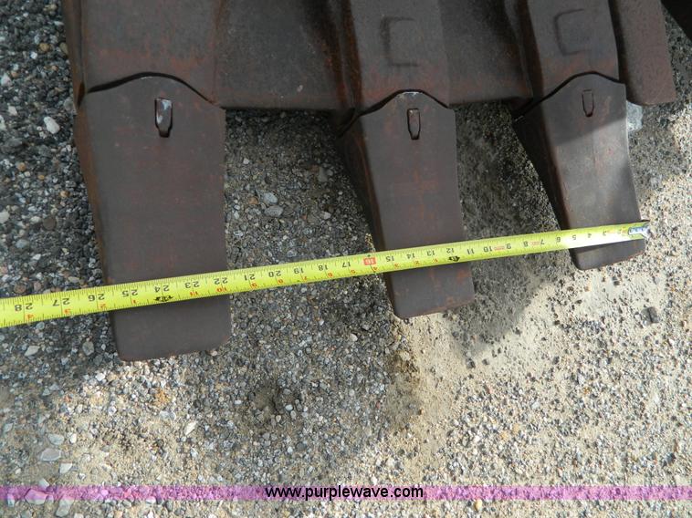 image for item L7296 Eaco excavator bucket