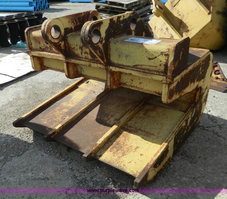 image for item L7297 Ajusta bucket