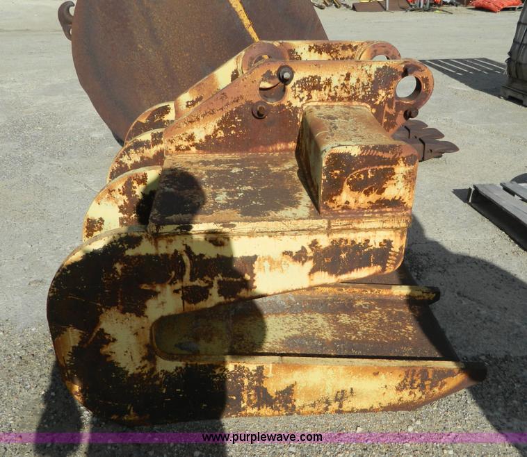 image for item L7297 Ajusta bucket