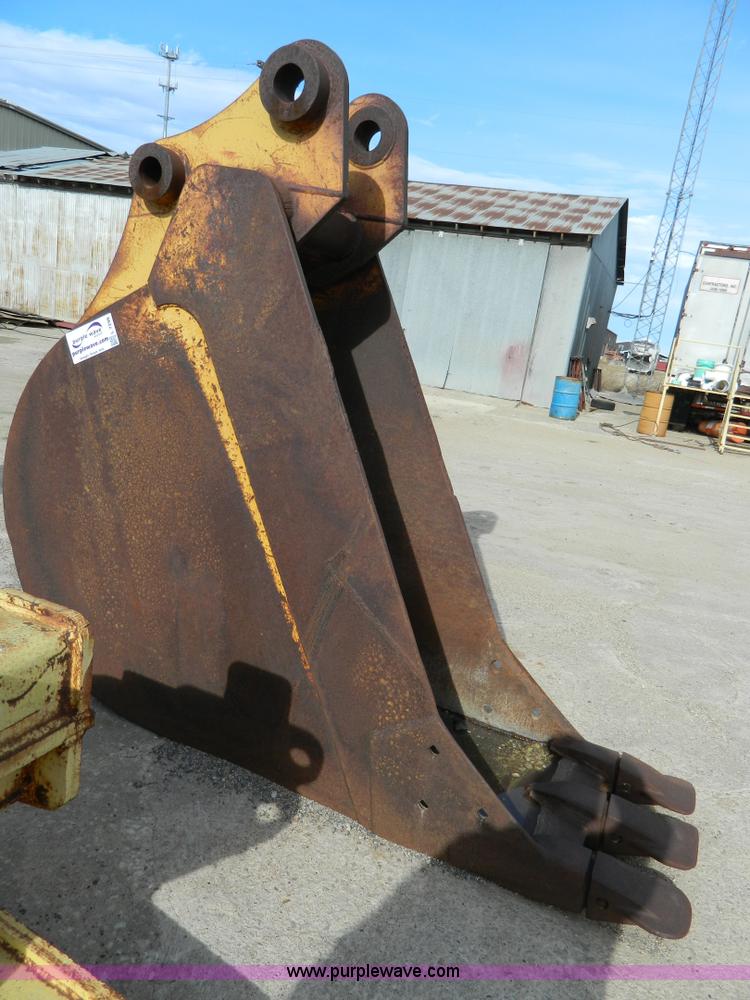 image for item L7298 Excavator bucket