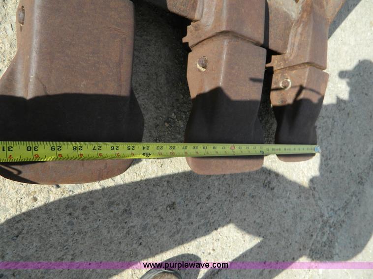 image for item L7298 Excavator bucket