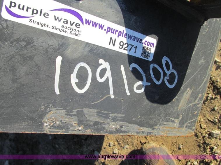 image for item N9271 Bobcat Mini-X bucket