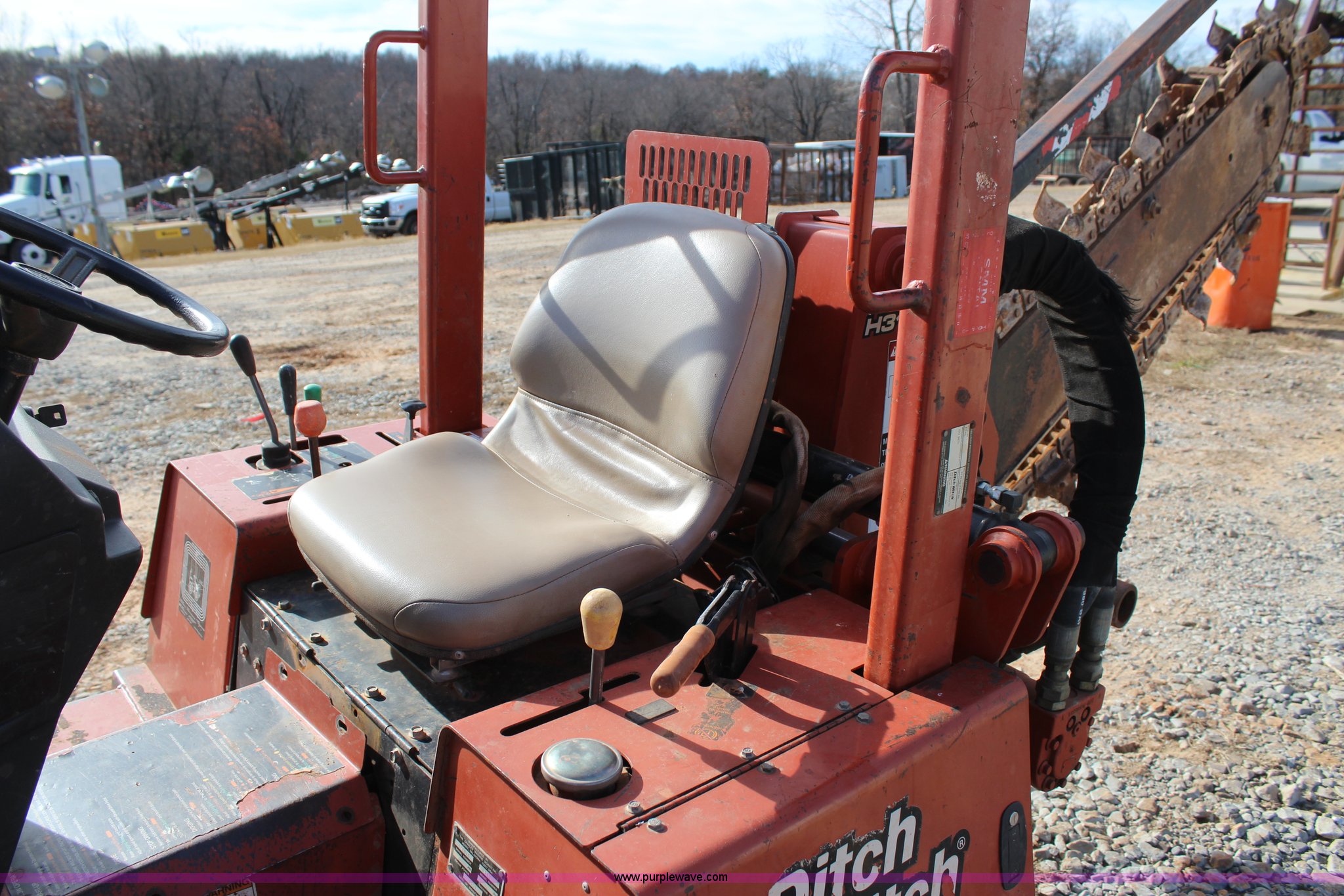 2004 Ditch Witch RT40 trencher in Eufaula, OK | Item J4258 sold