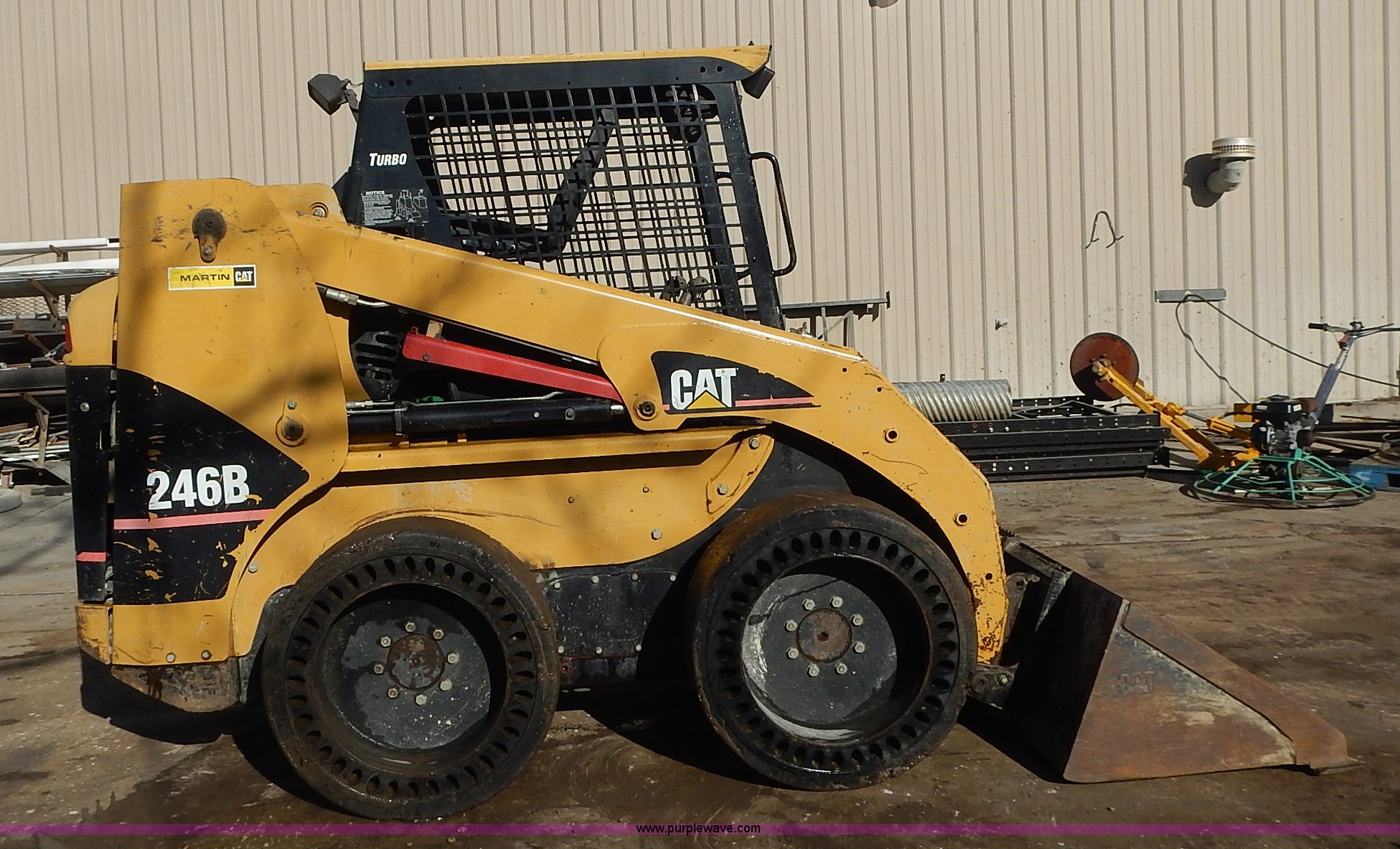 2005 Caterpillar 246B skid steer in Lawrence, KS | Item L3594 sold ...