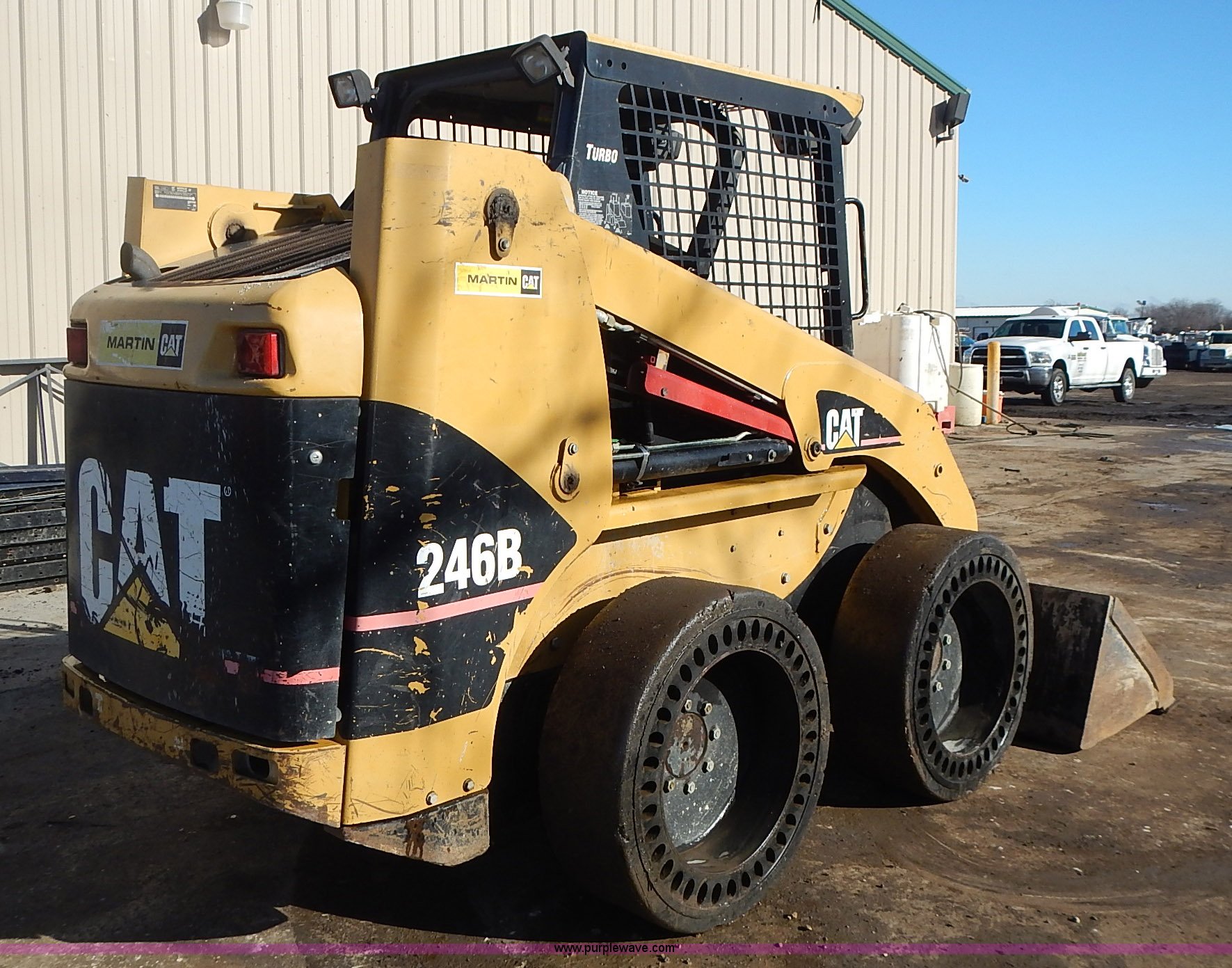 2005 Caterpillar 246B skid steer in Lawrence, KS | Item L3594 sold ...
