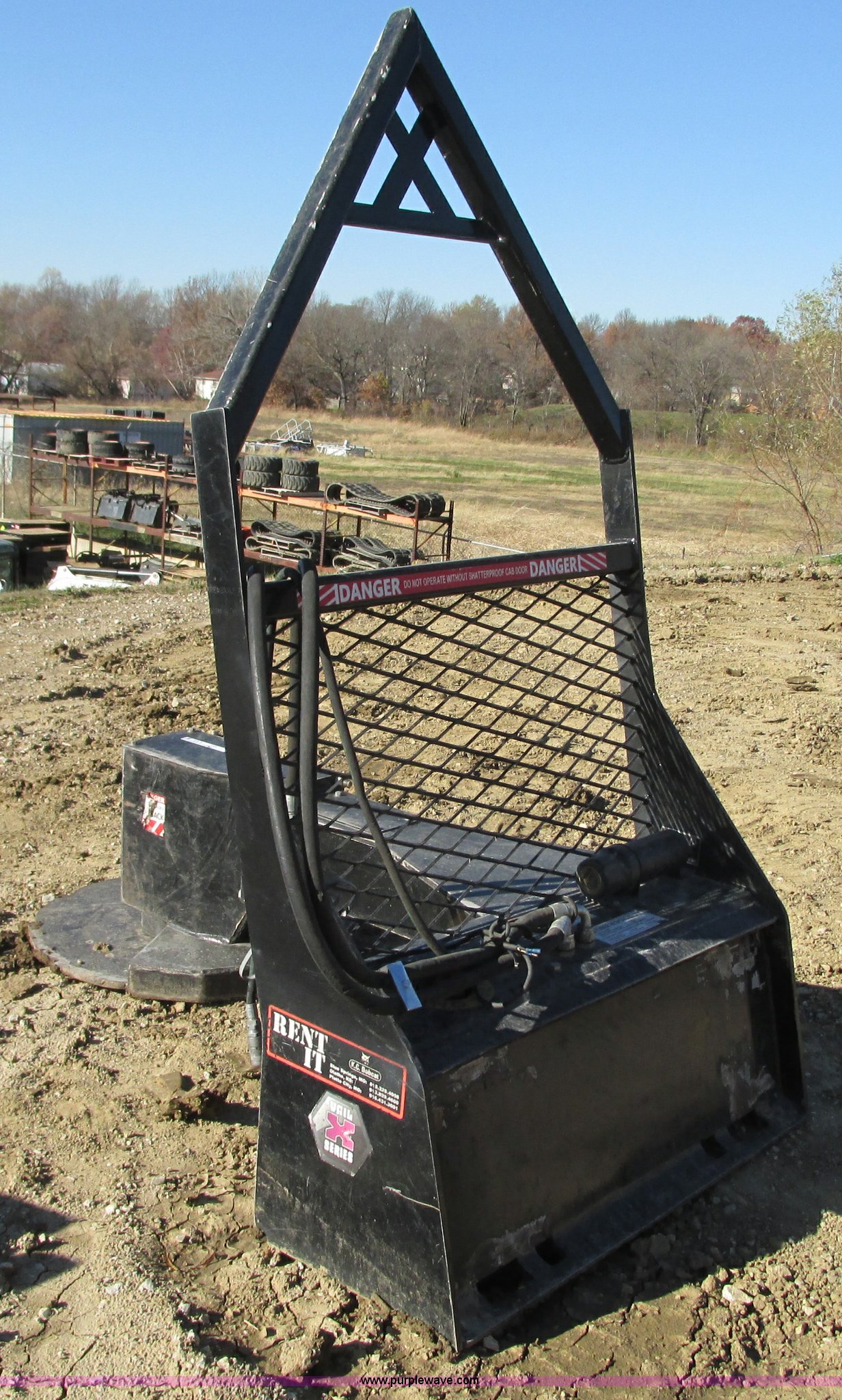 Vail XSeries tree saw in Blue Springs, MO Item N9297 sold Purple Wave