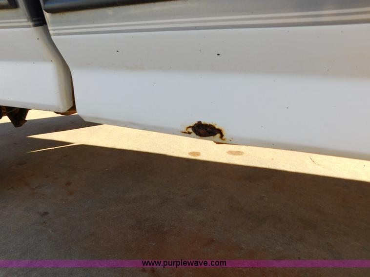 image for item AW9356 1994 Ford F150 XLT SuperCab pickup truck