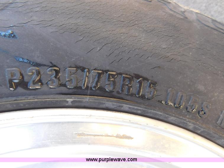 image for item AW9356 1994 Ford F150 XLT SuperCab pickup truck