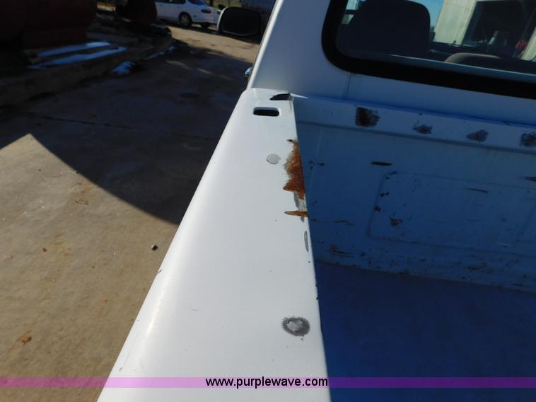 image for item AW9356 1994 Ford F150 XLT SuperCab pickup truck