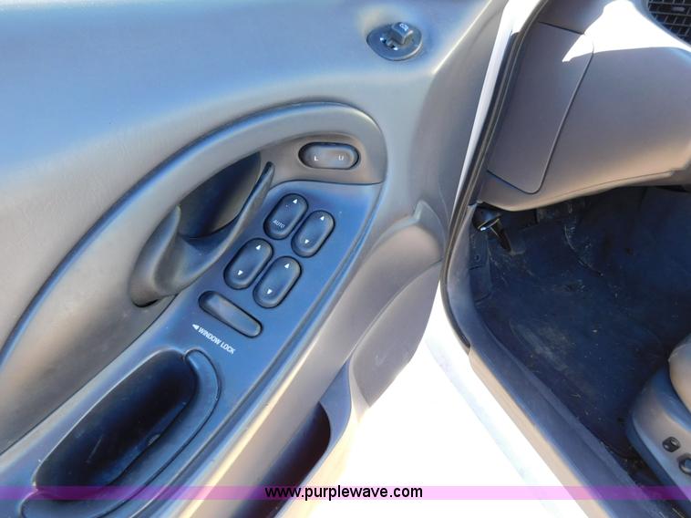 image for item AW9357 1999 Ford Taurus SHO