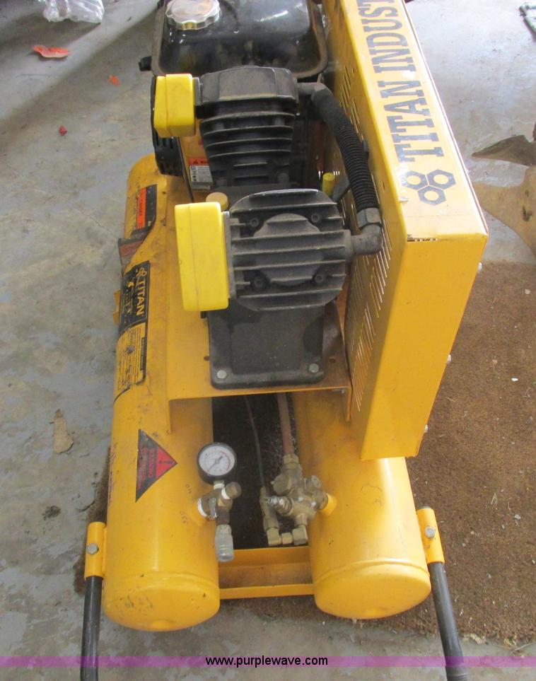 image for item AW9650 Titan air compressor