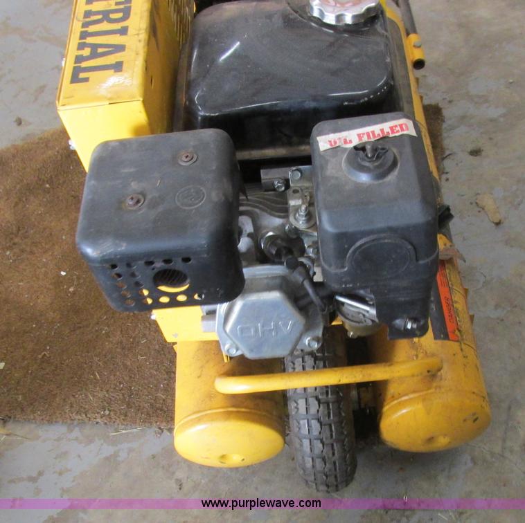 image for item AW9650 Titan air compressor