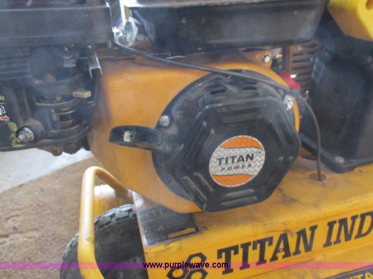 image for item AW9650 Titan air compressor