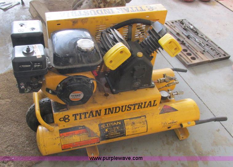 image for item AW9650 Titan air compressor