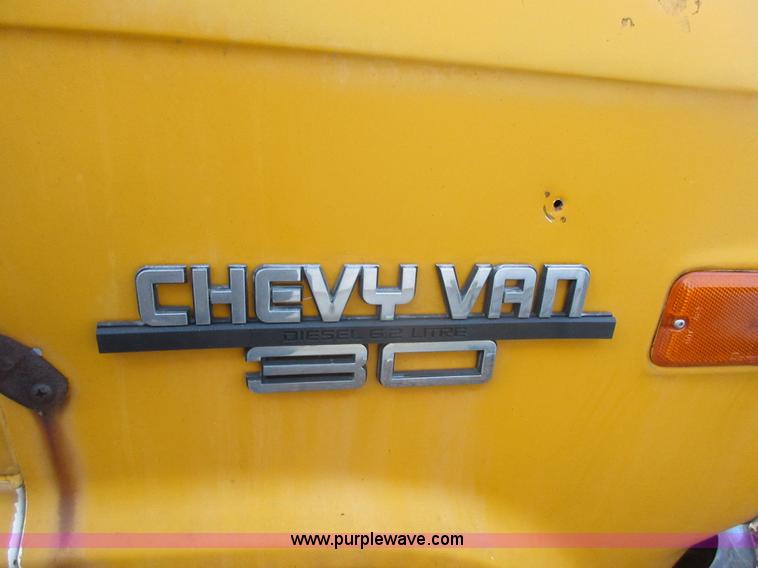 image for item BB9020 1985 Chevrolet G30 van