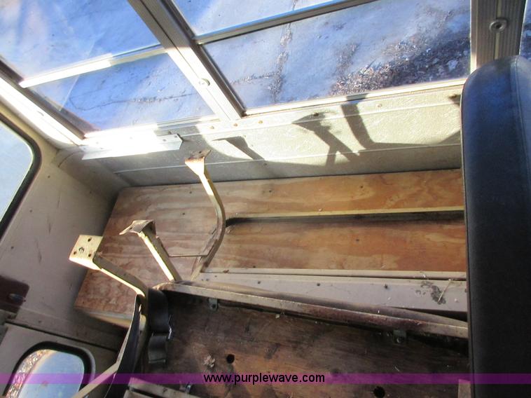 image for item BB9020 1985 Chevrolet G30 van