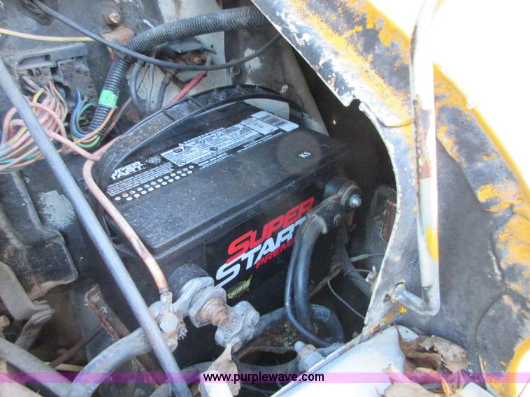 image for item BB9020 1985 Chevrolet G30 van