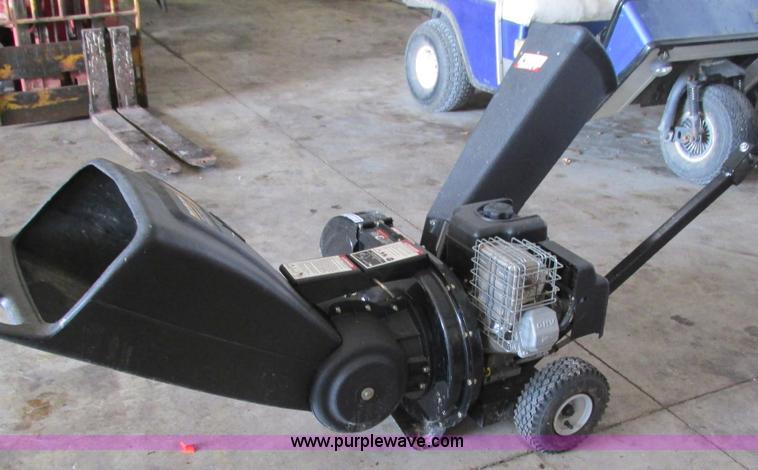 image for item BG9196 MTD Yard Machines chipper/shredder