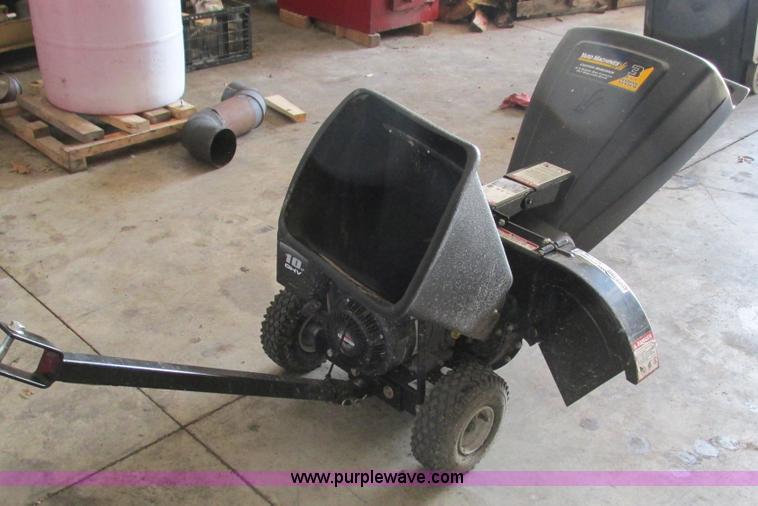 image for item BG9196 MTD Yard Machines chipper/shredder