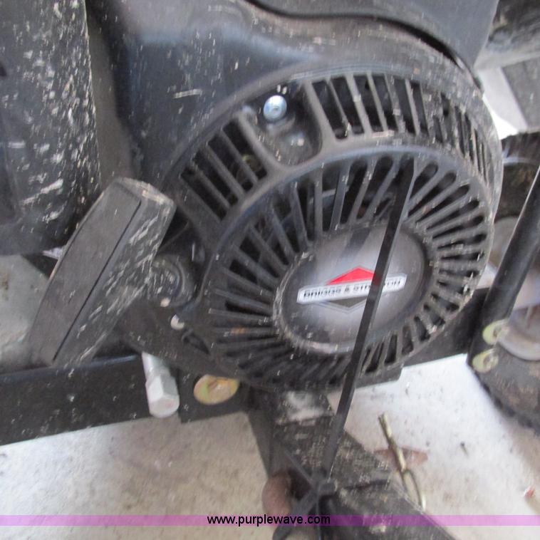 image for item BG9196 MTD Yard Machines chipper/shredder