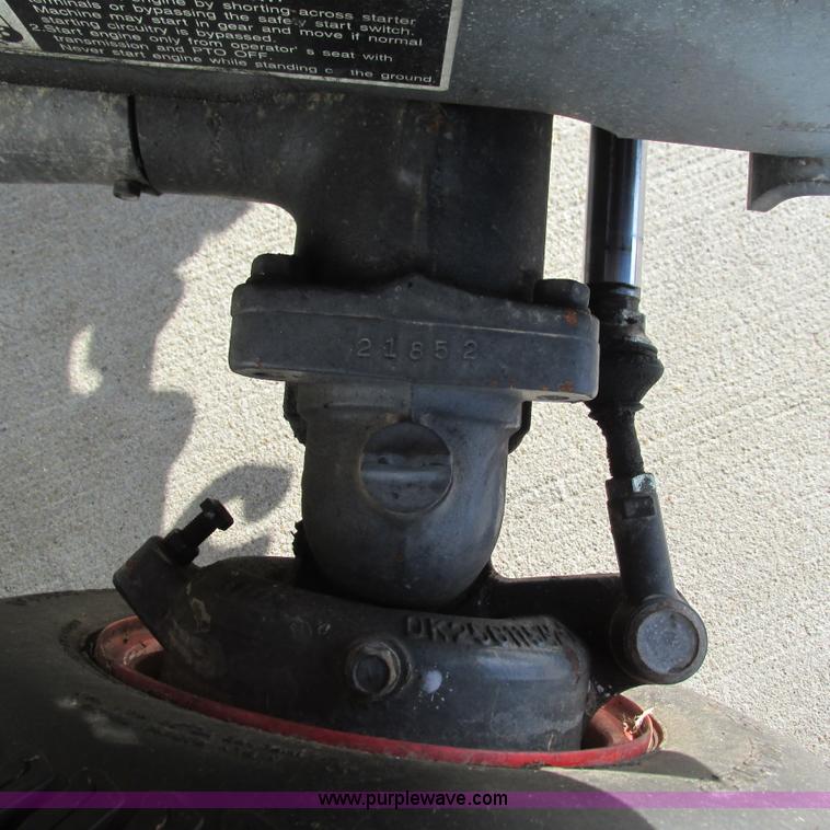 image for item BG9199 2003 Kubota BX1800 MFWD tractor