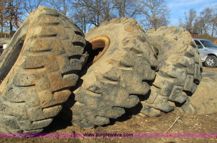 image for item BG9214 (4) Firestone 37.5-35 tires