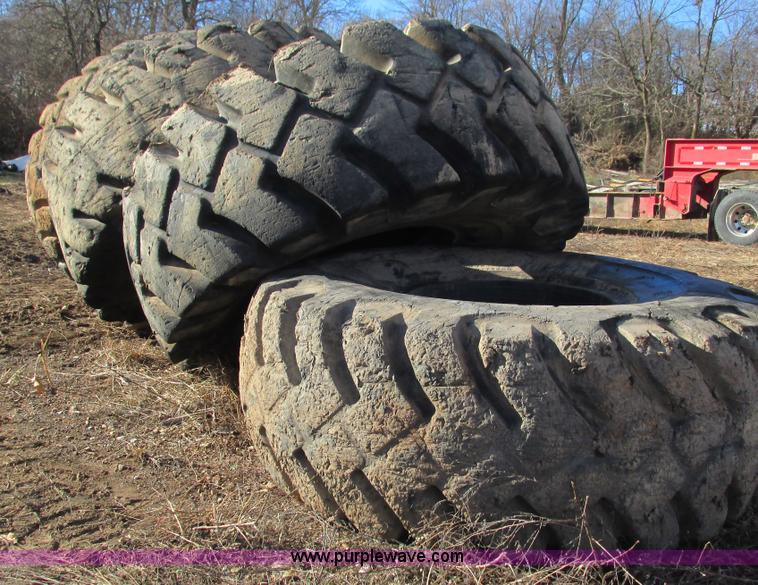 image for item BG9214 (4) Firestone 37.5-35 tires