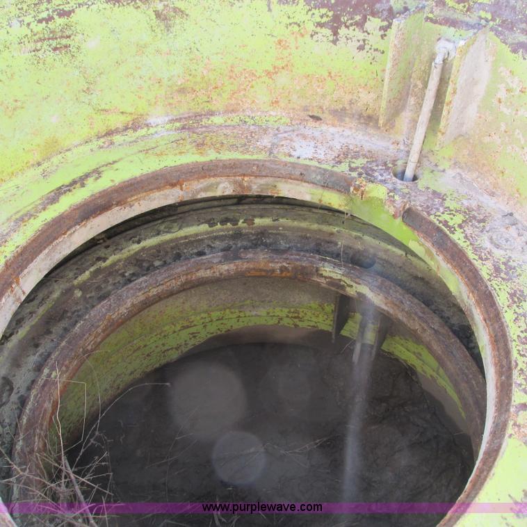 image for item BG9216 (4) 18.00-33 tires and wheels