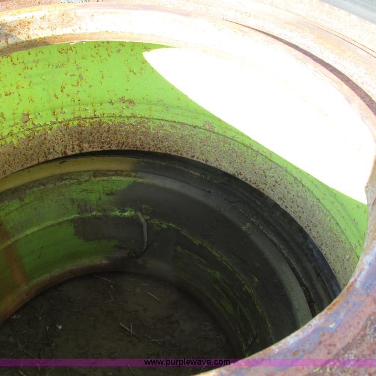 image for item BG9217 (4) 18.00-33 tires and wheels