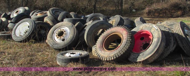 image for item BG9219 Assorted tires and wheels