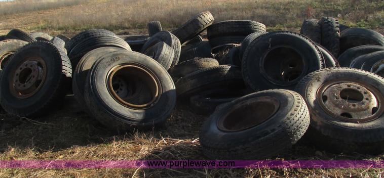 image for item BG9219 Assorted tires and wheels