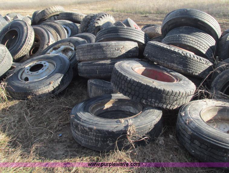 image for item BG9219 Assorted tires and wheels