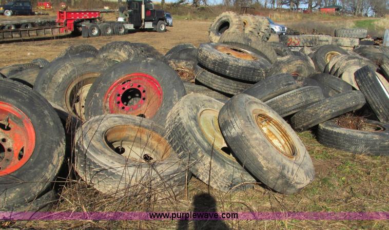 image for item BG9219 Assorted tires and wheels